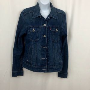 Levi’s classic blue denim jacket pockets M